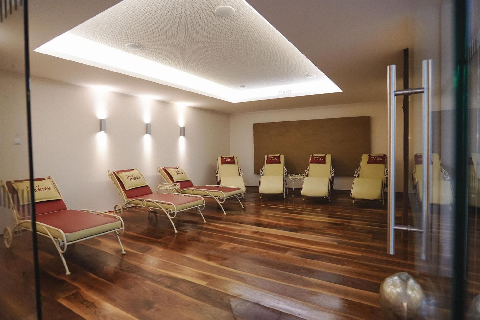 Hotel Acerina Superior Лех Экстерьер фото