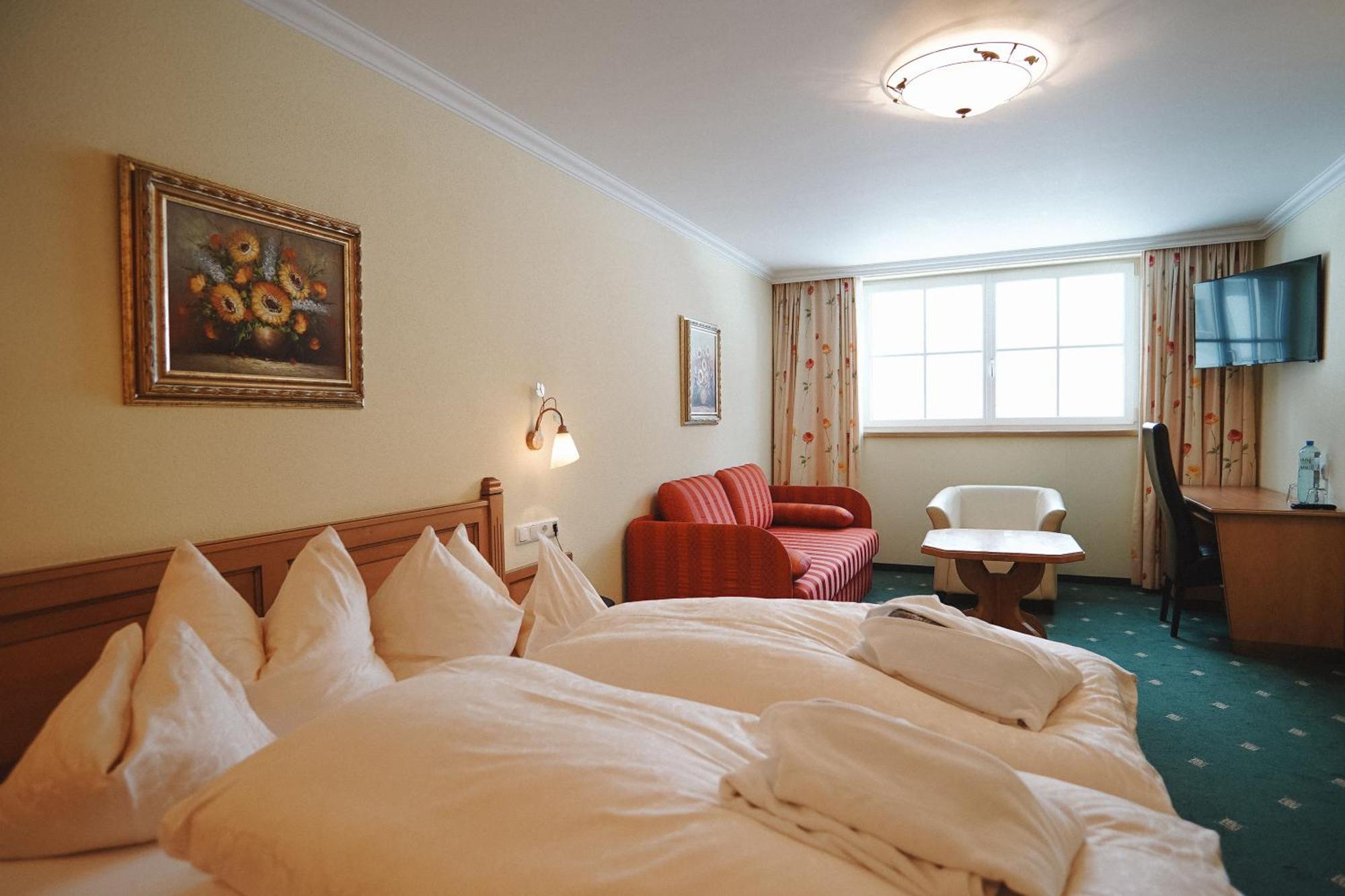 Hotel Acerina Superior Лех Экстерьер фото