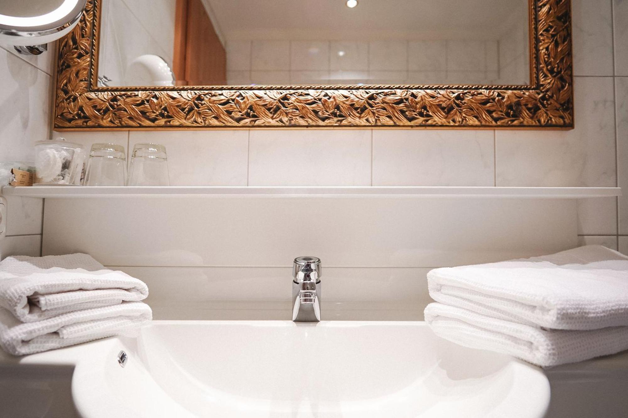 Hotel Acerina Superior Лех Экстерьер фото